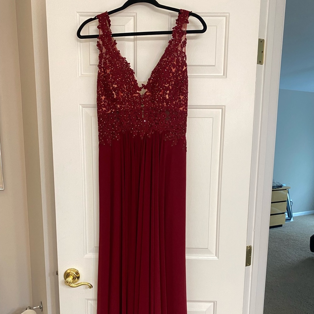 Red Faviana Prom dress
